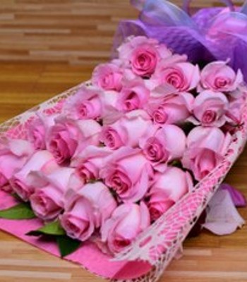 20 Pink Carnation Bouquet